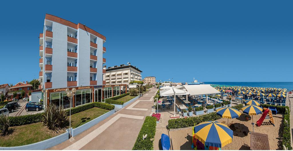 Hotel Marina Fano Extérieur photo